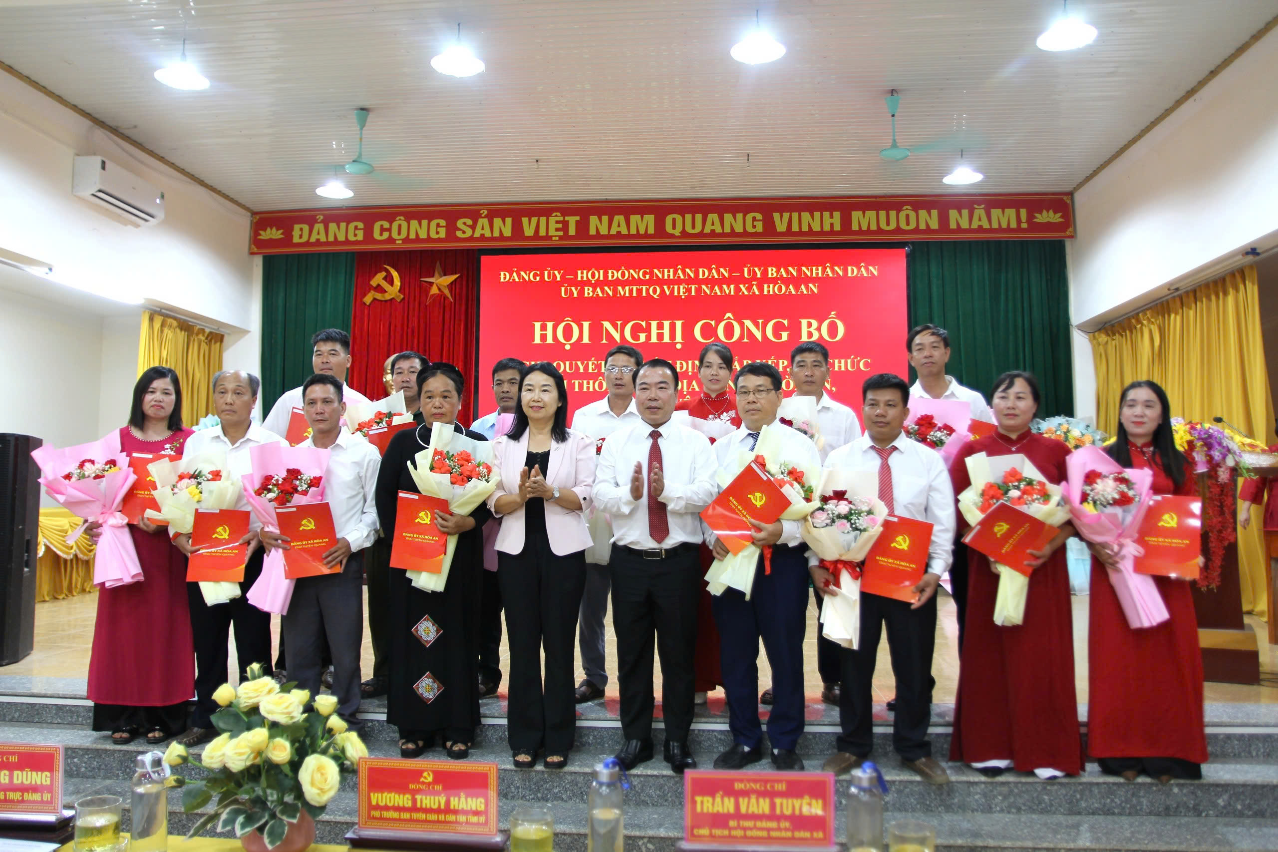 Ảnh tin
