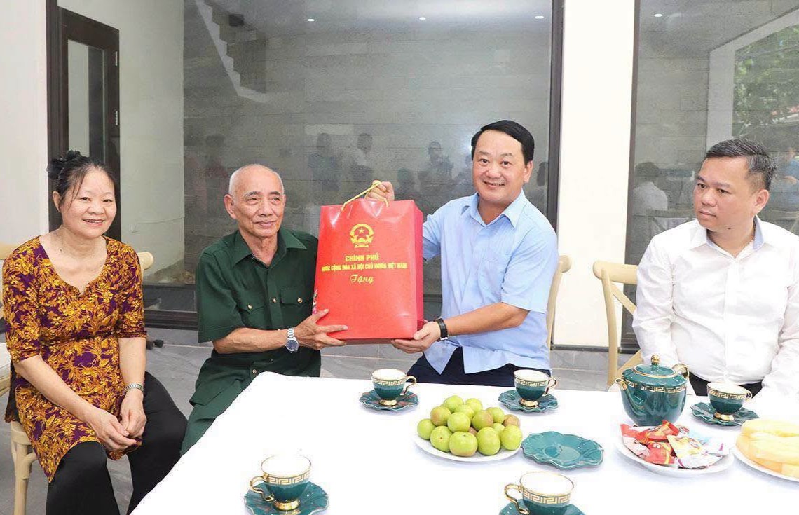 Ảnh tin