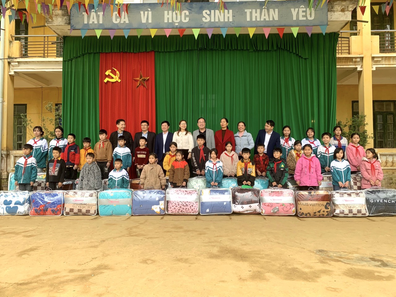 Ảnh tin