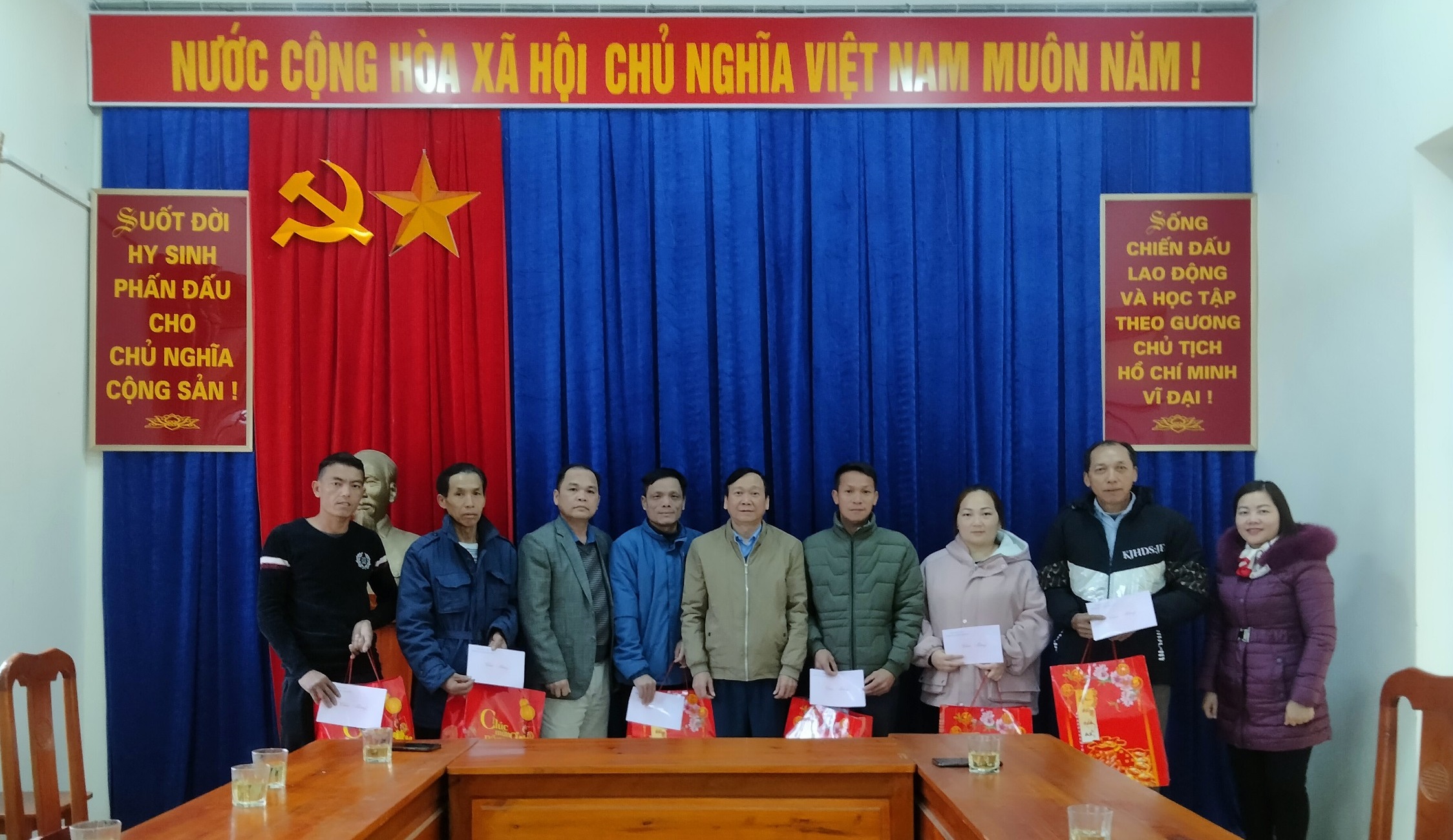 Ảnh tin