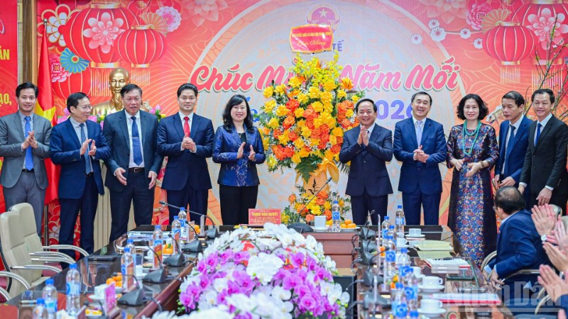 Ảnh tin
