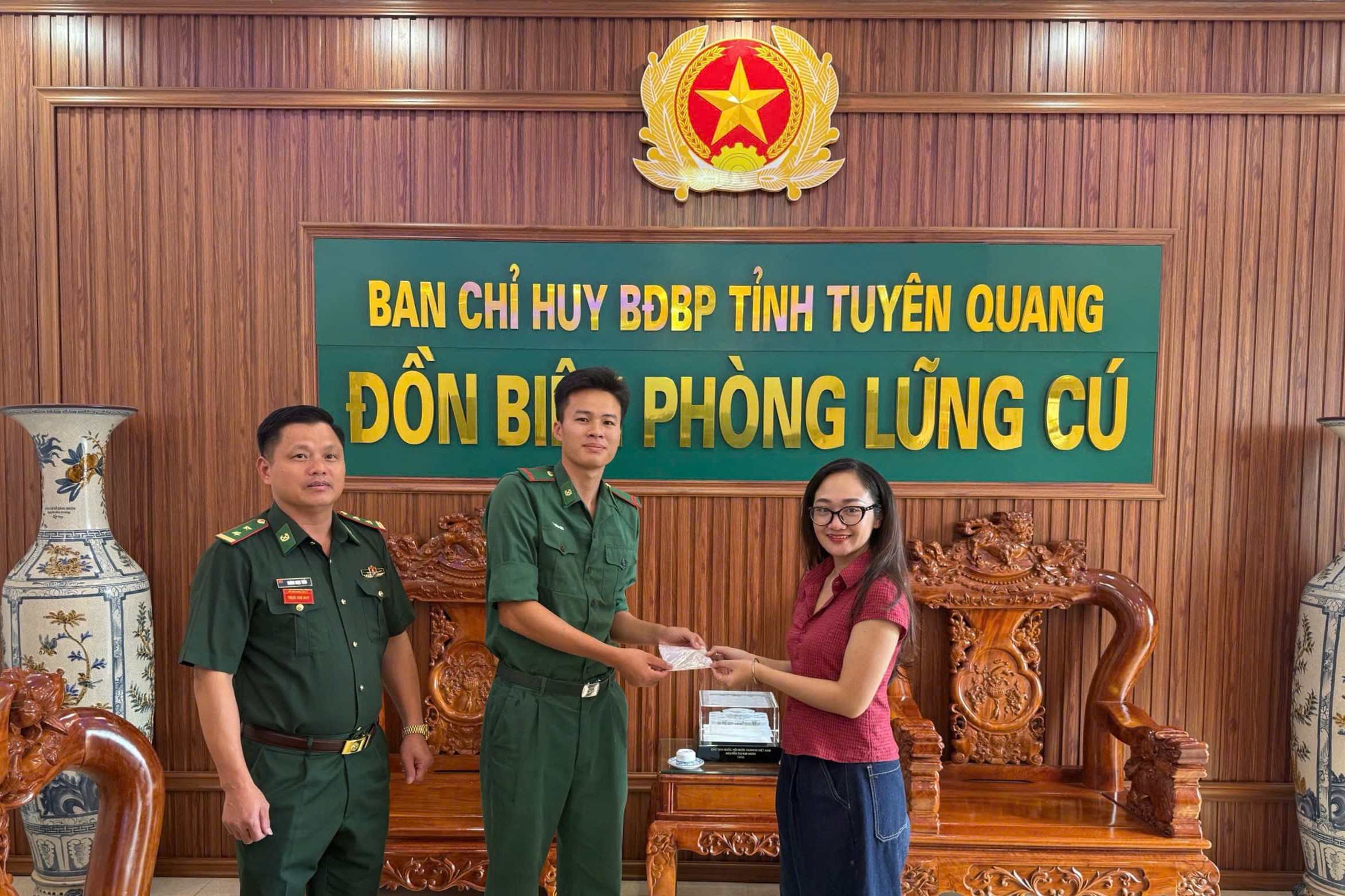 Ảnh tin