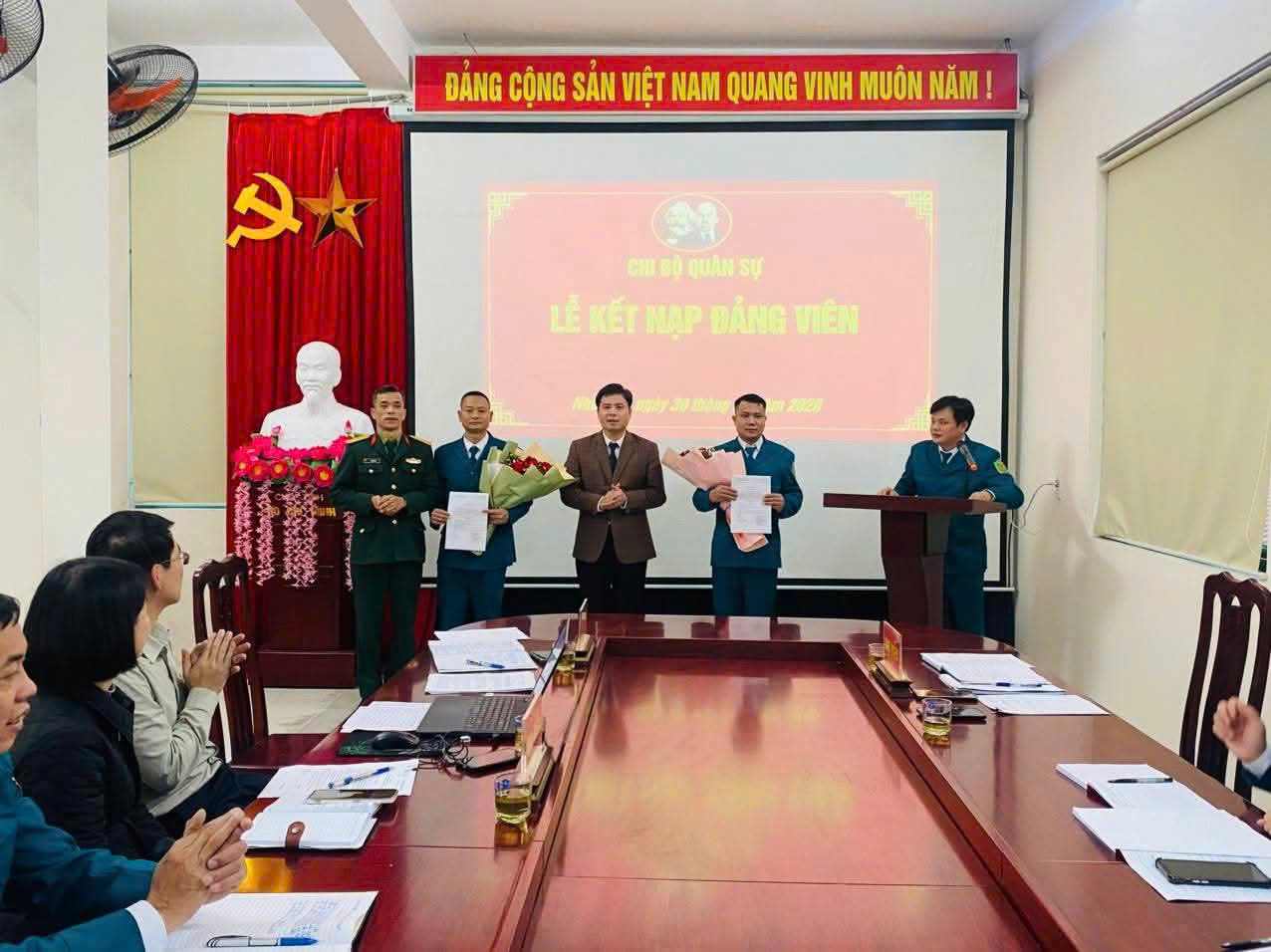 Ảnh tin