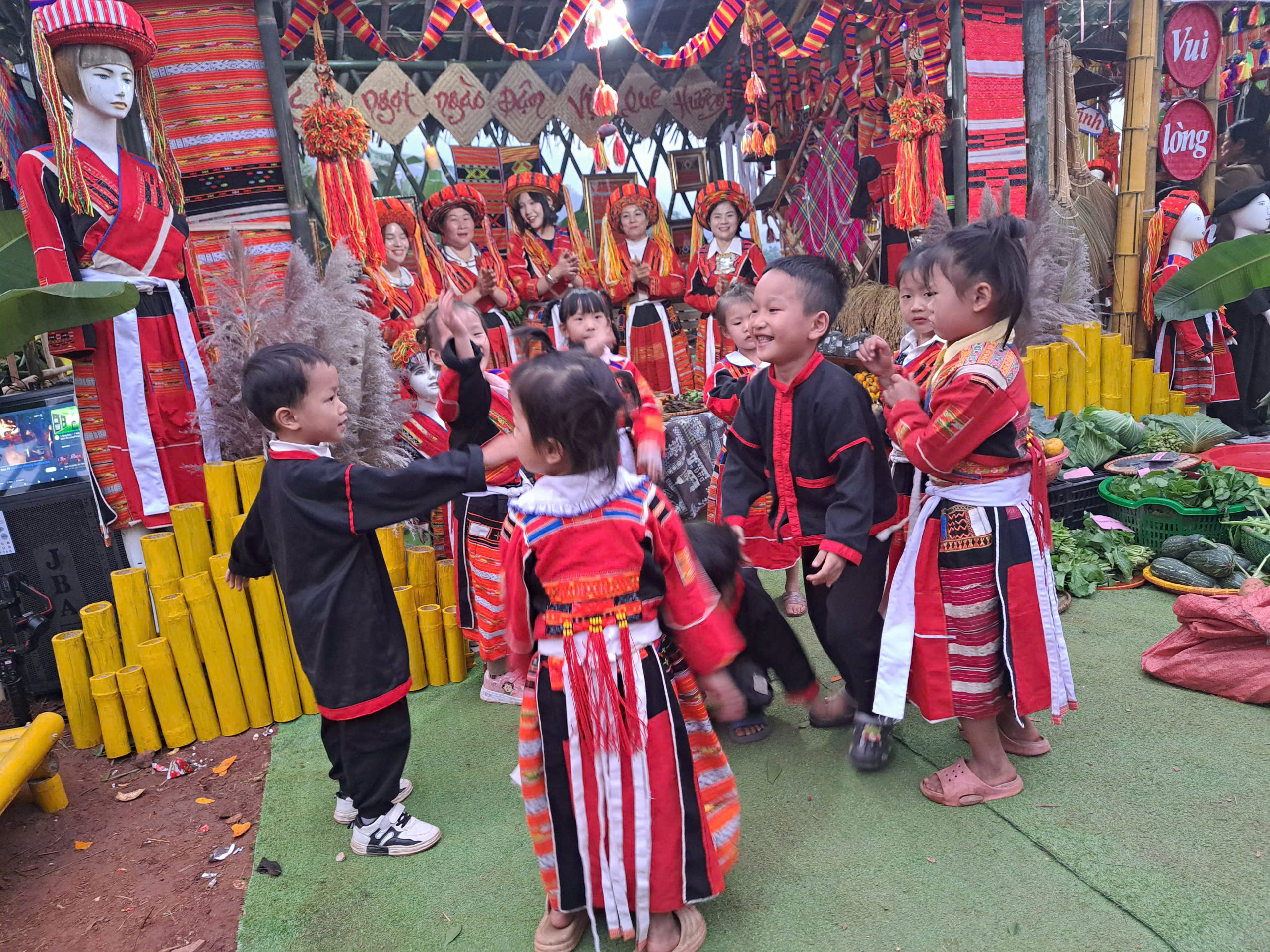 Ảnh tin
