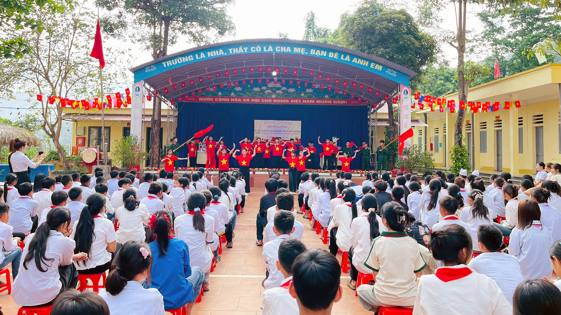 Ảnh tin