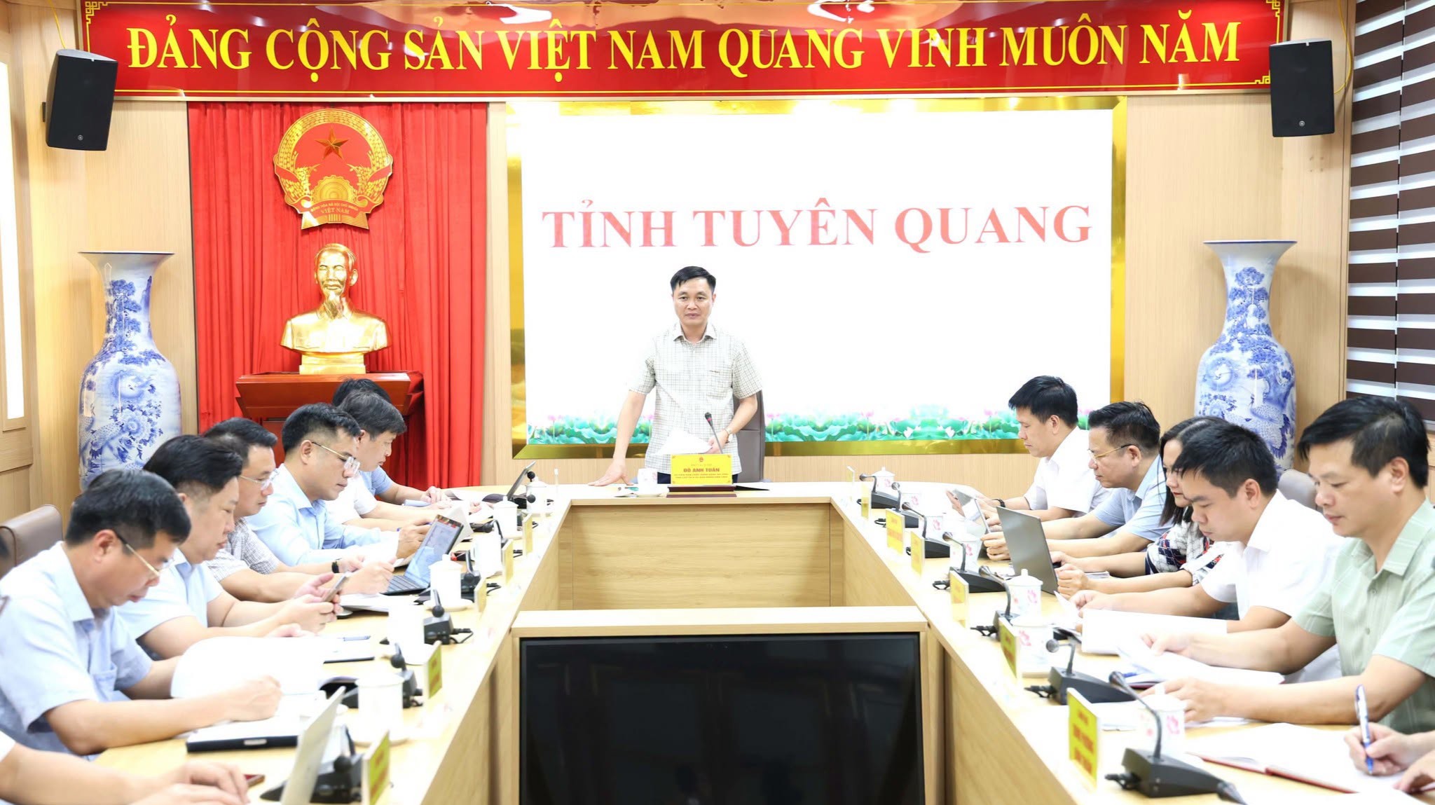 Ảnh tin