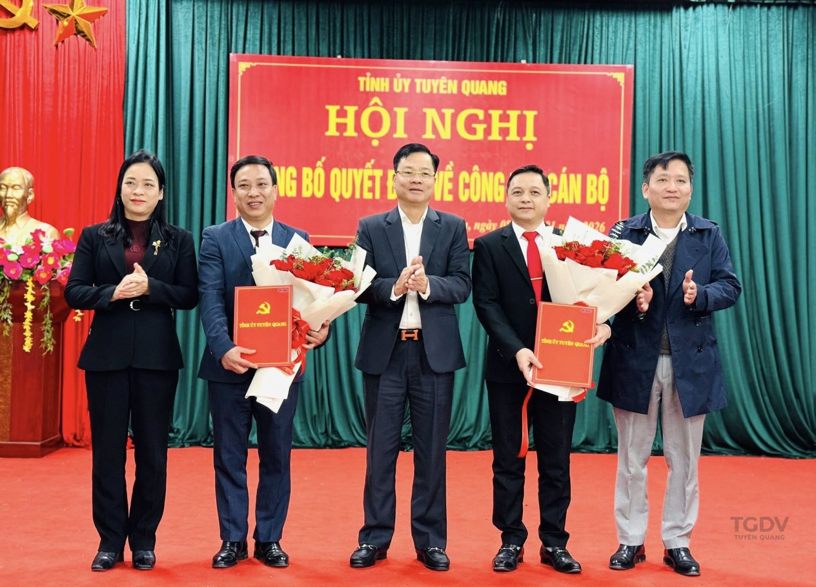 Ảnh tin